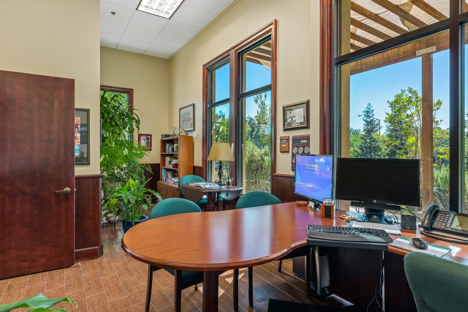 5761-Mountain-Hawk-Dr-Santa-Rosa-CA-Interior-Photo-5-LargeHighDefinition